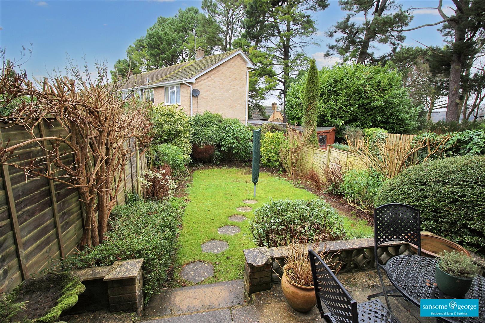 3 bed property in Cecil Aldin Drive, Reading